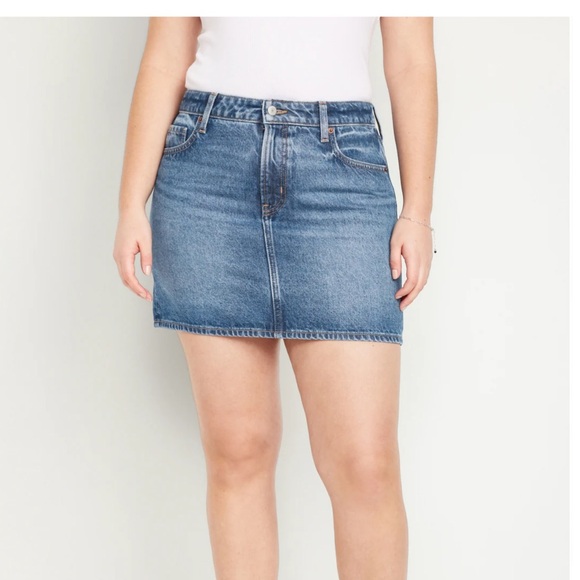 NWT OLD NAVY Mid-Rise OG Jean Mini  SKIRT  Color: Medium Wash - Picture 6 of 9